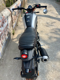 Silver Yamaha XSR155
