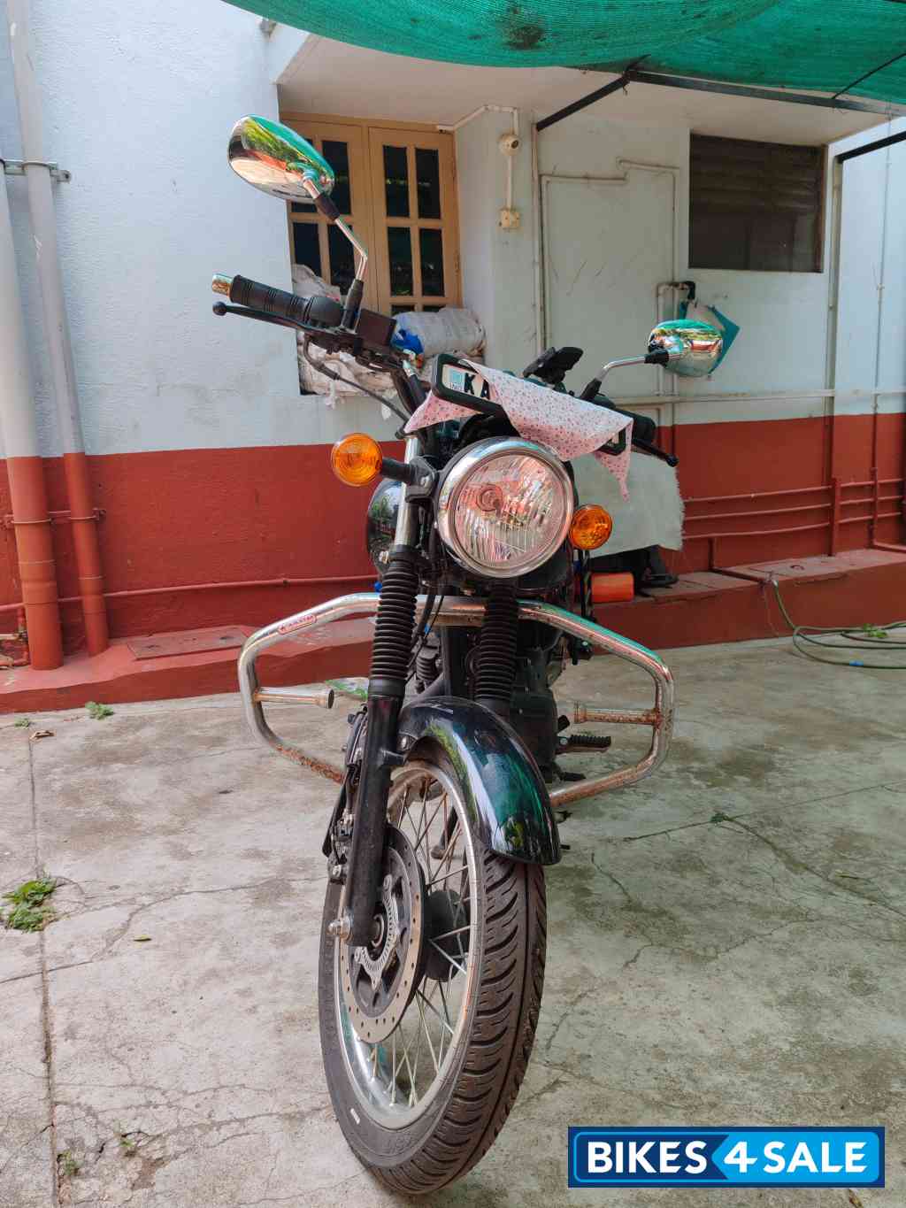 Black Kawasaki W175 BS6 2023 Black Kawasaki W175 BS6 2023