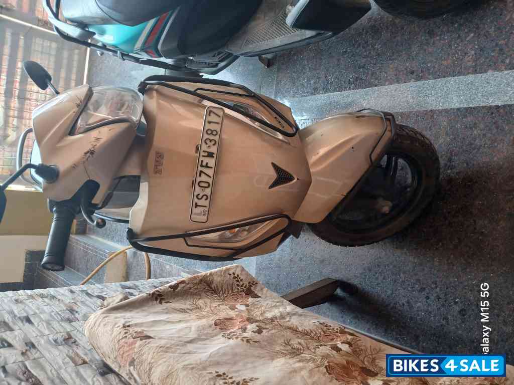 Mystic Gold TVS Jupiter