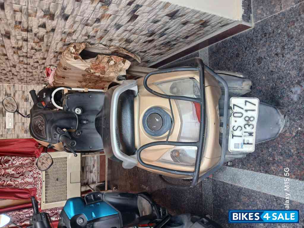 Mystic Gold TVS Jupiter