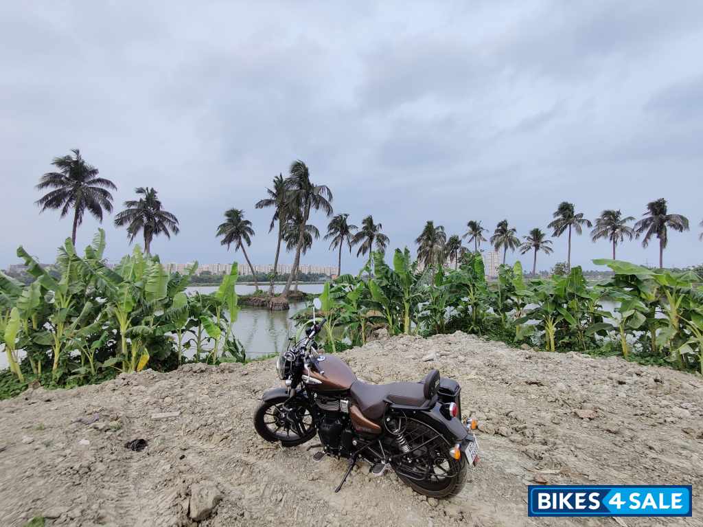 Supernova Brown Royal Enfield Meteor 350 Supernova