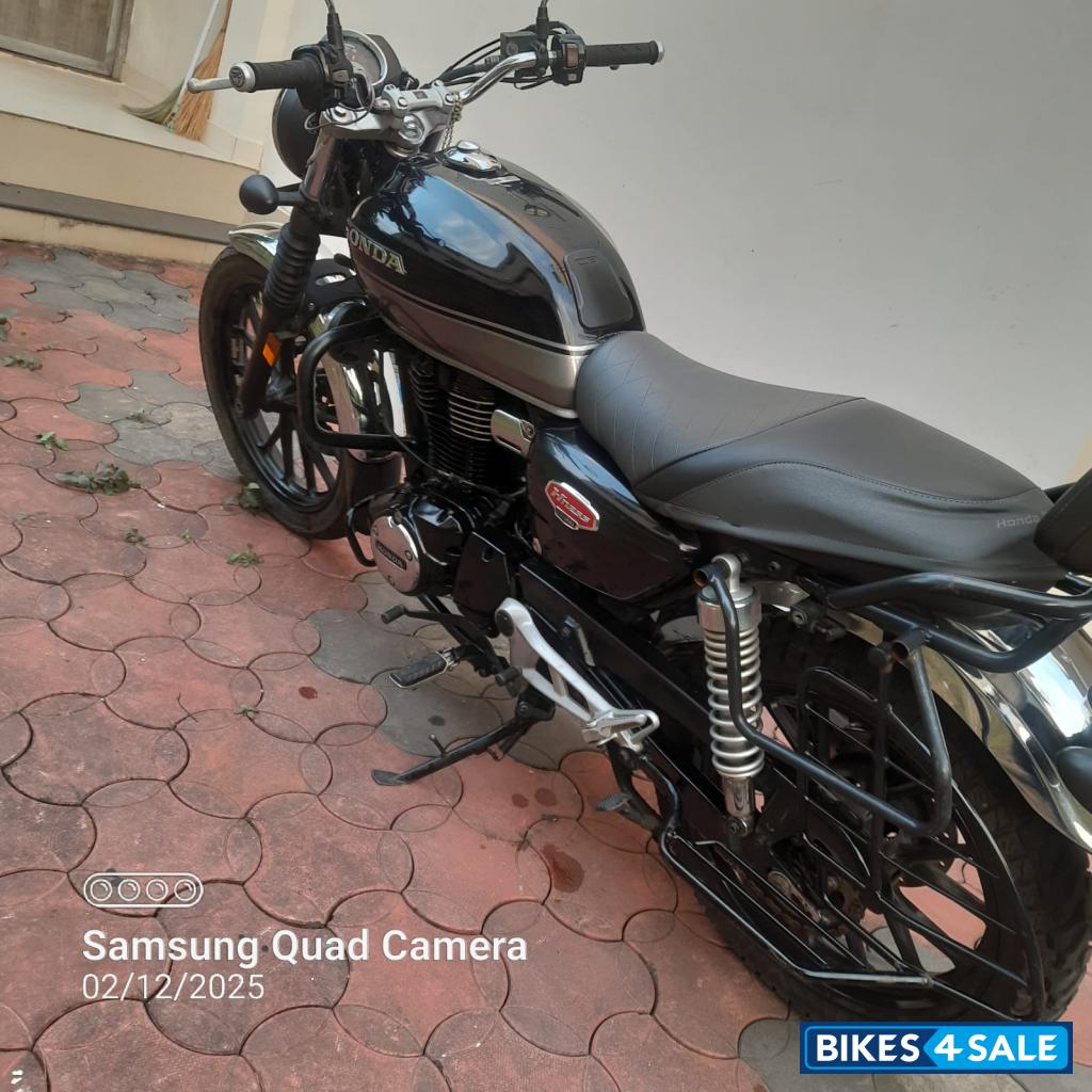 Honda CB350 DLX Pro