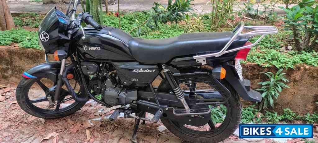 Hero Splendor Plus i3s Black and Accent