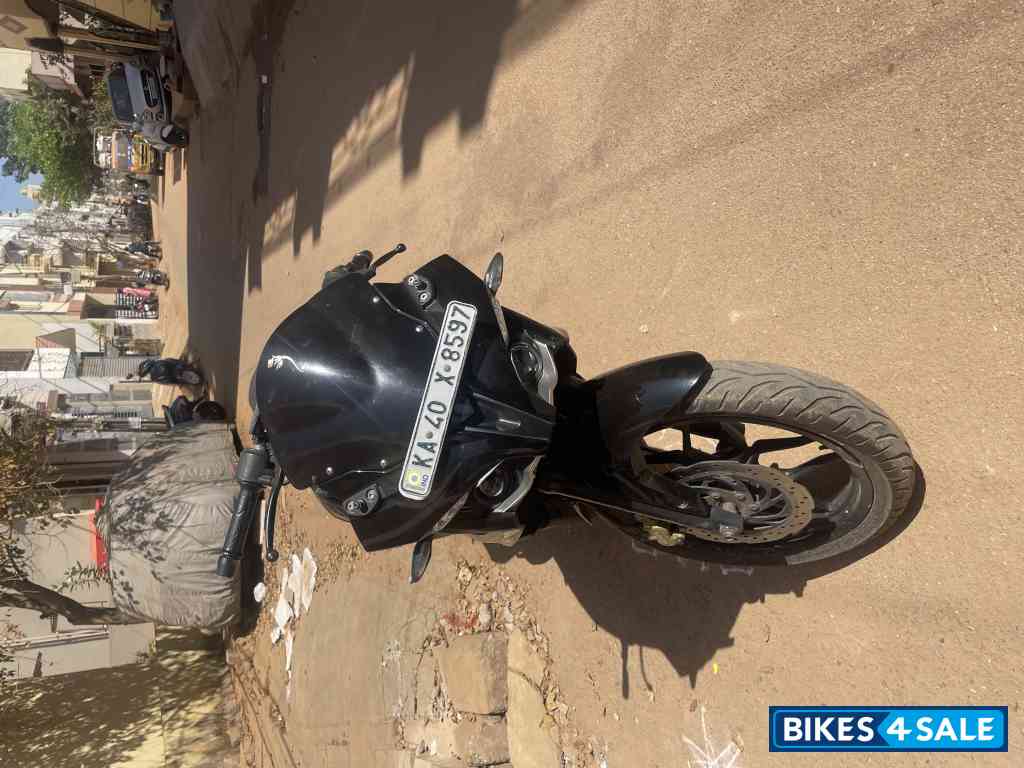 Demon Black Bajaj Pulsar RS 200