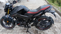 Black Hero Xtreme 160R Stealth Edition