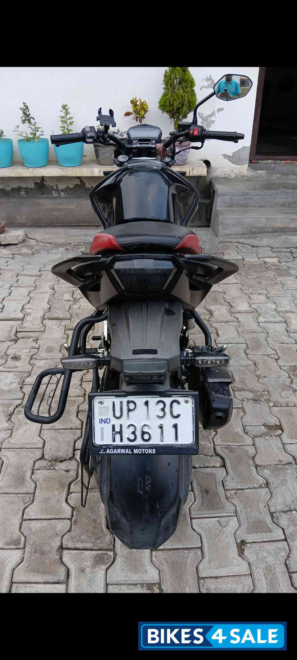 Black Hero Xtreme 160R Stealth Edition Black Hero Xtreme 160R Stealth Edition
