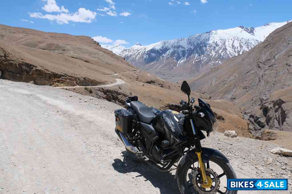 Black TVS Apache RTR 180 Black TVS Apache RTR 180