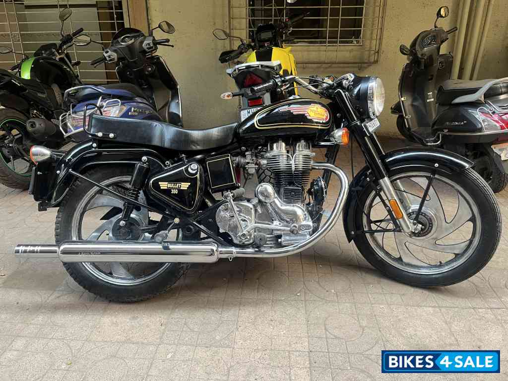 Black - Hand Painted Golden Li Royal Enfield Bullet Standard 350