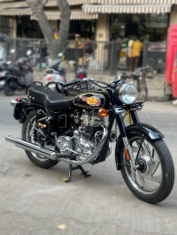 Black - Hand Painted Golden Li Royal Enfield Bullet Standard 350
