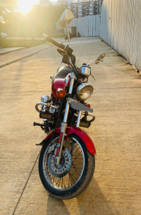 Bajaj Avenger 220 DTS-i