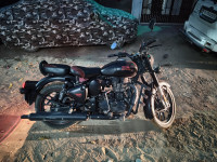Royal Enfield Classic Stealth Black 2020 Model