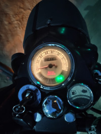 Royal Enfield Classic Stealth Black