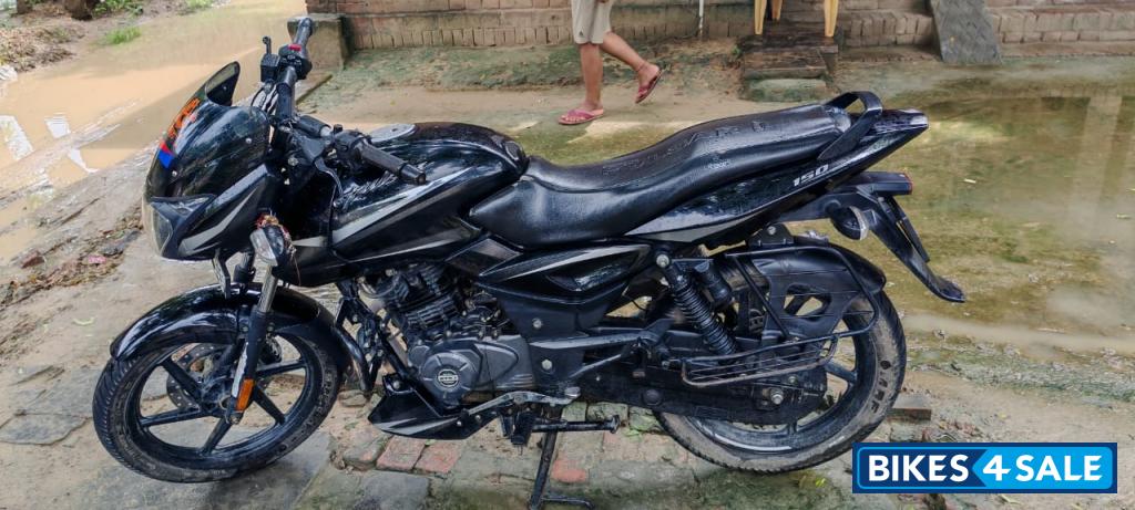 Bajaj Pulsar 150