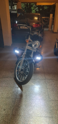 Black Royal Enfield Thunderbird 350