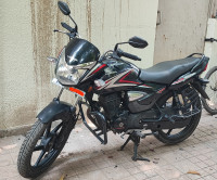 Pearl Igneous Black Honda CB Shine