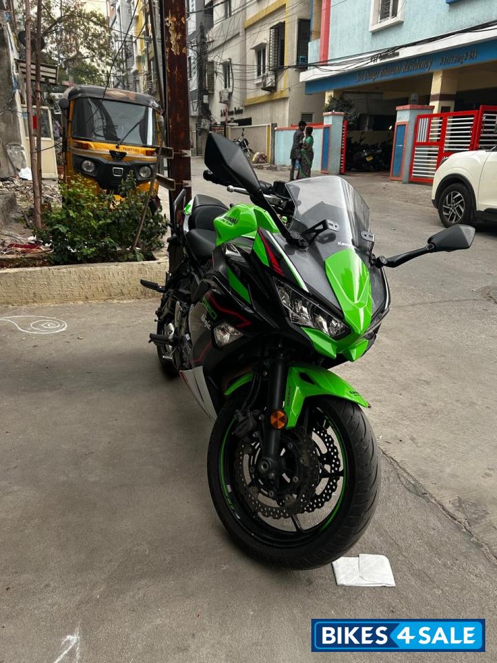 Green Kawasaki Ninja 650 BS6 2021