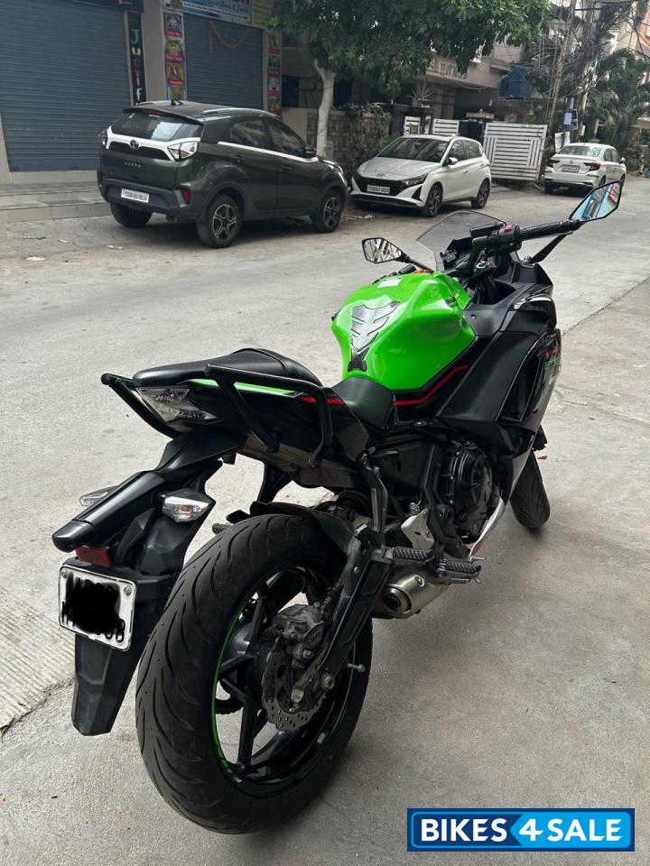 Green Kawasaki Ninja 650 BS6 2021