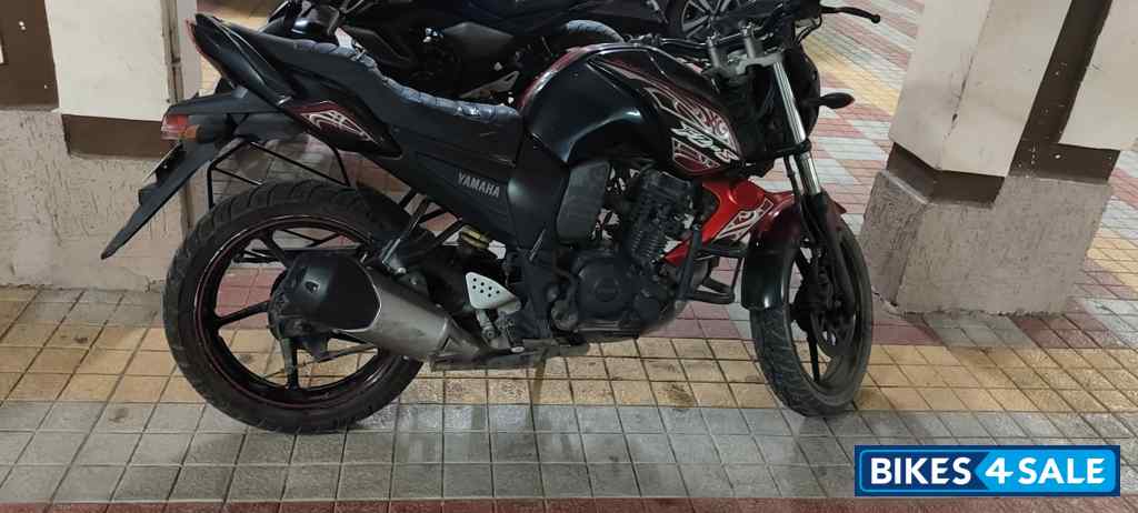 Yamaha FZ-S