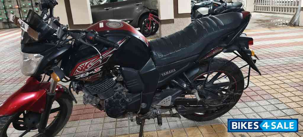 Yamaha FZ-S