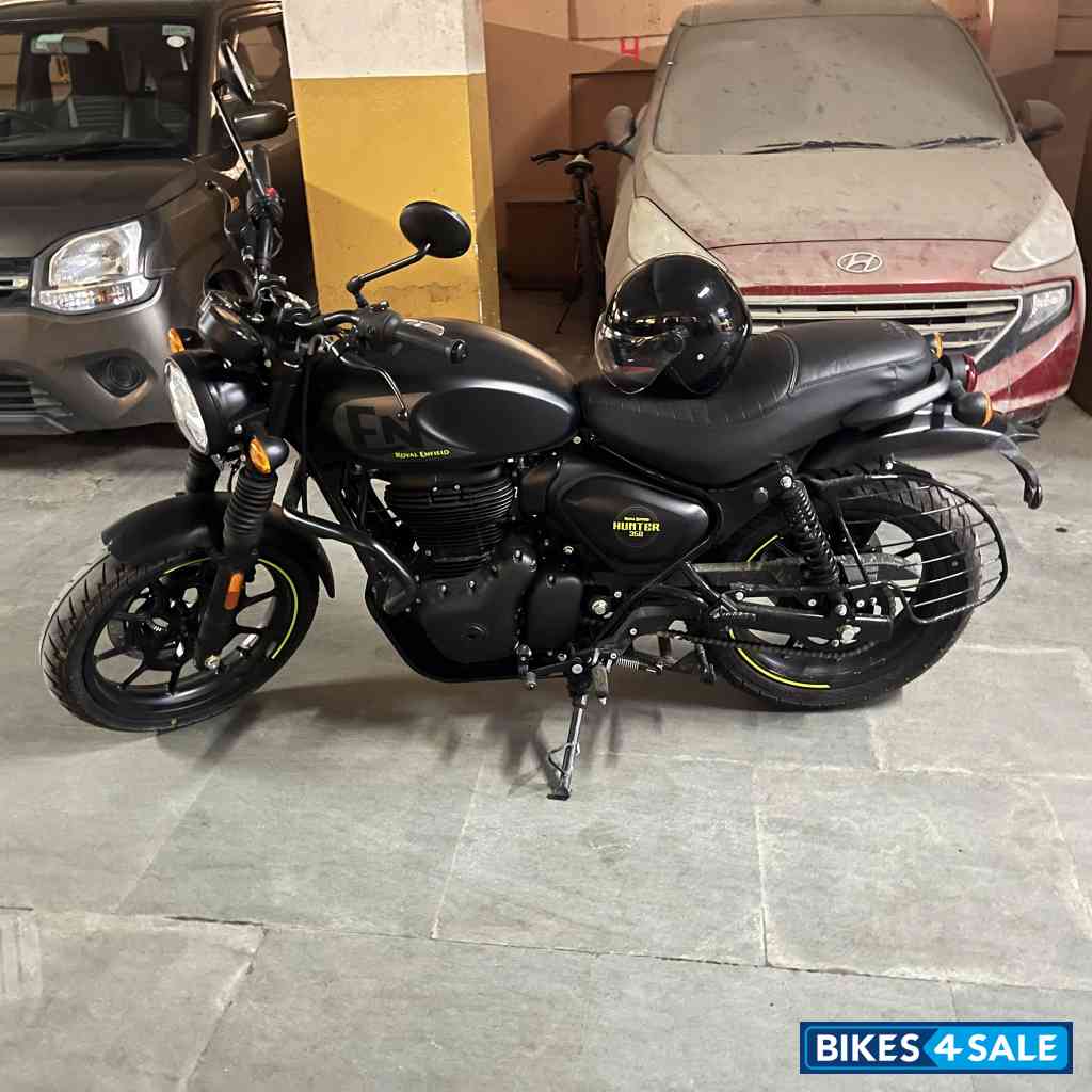 Graphite Grey Royal Enfield Hunter 350 Metro