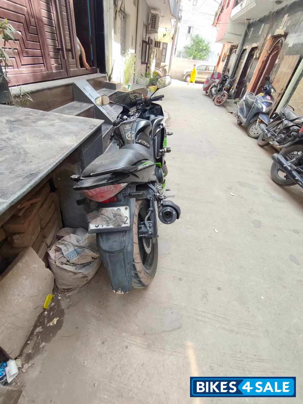 Green & Black Yamaha YZF R15 S