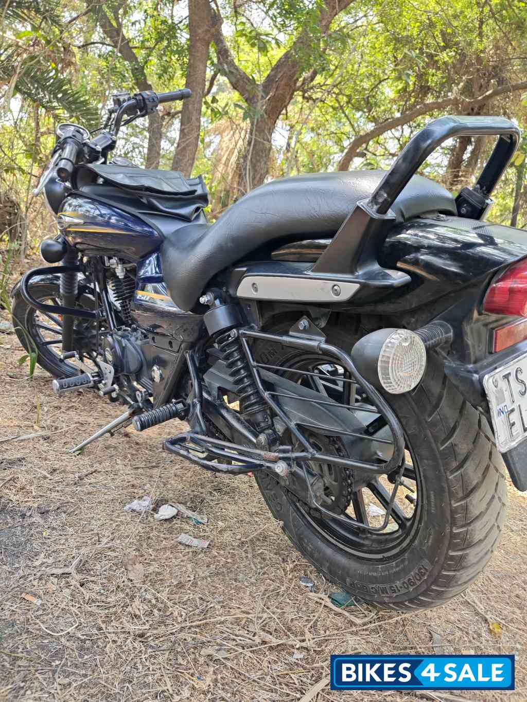 Navy Blue Bajaj Avenger Street 150