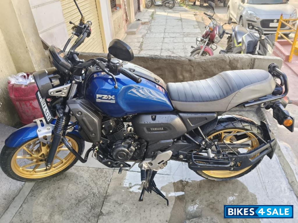 Yamaha FZ-X