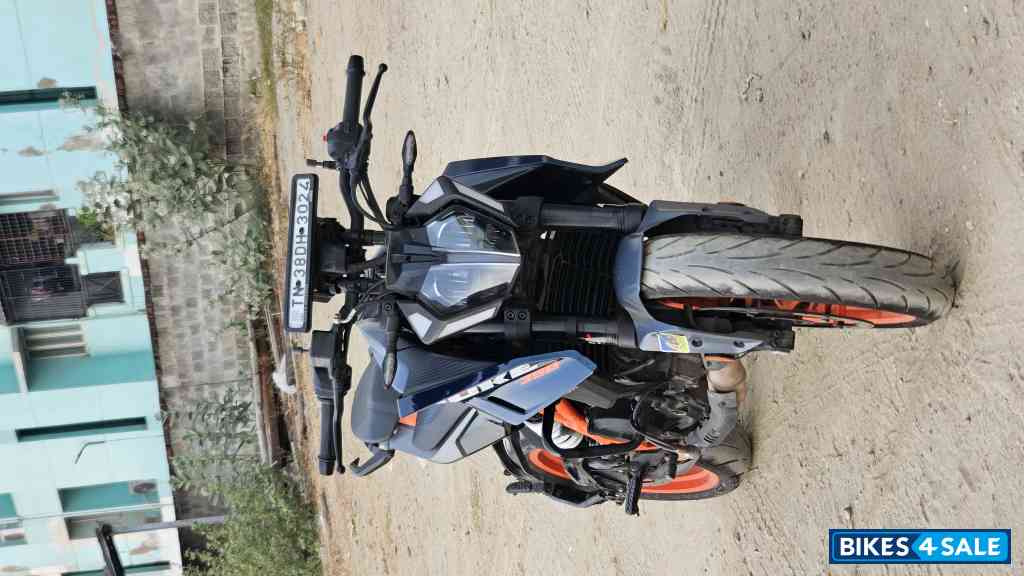 KTM Duke 390 BS6