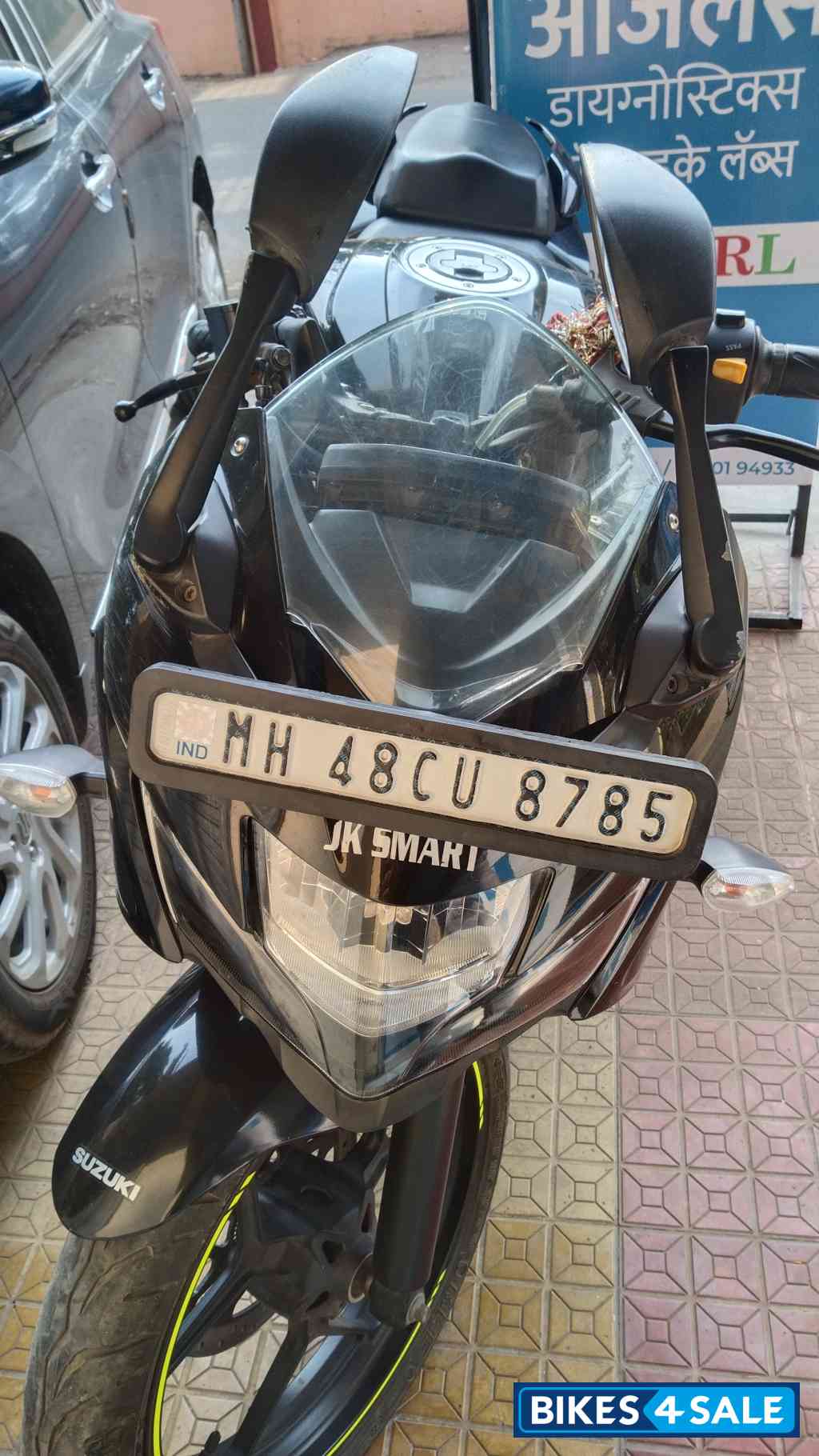 Black Neon Suzuki Gixxer SF