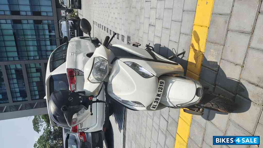 Honda Activa i