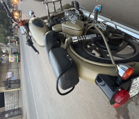 Desert Storm Royal Enfield Classic Desert Storm