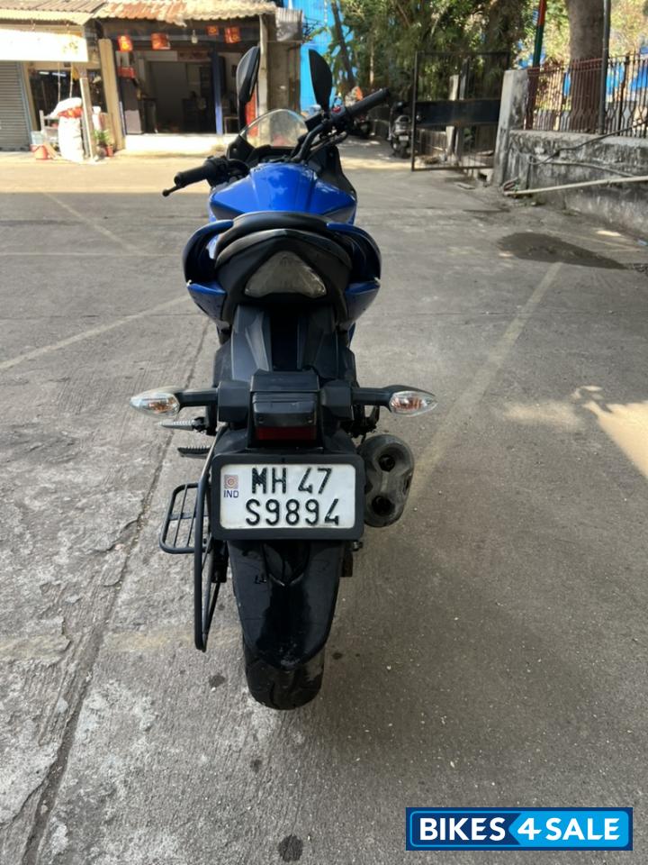 Blue Suzuki Gixxer SF Fi