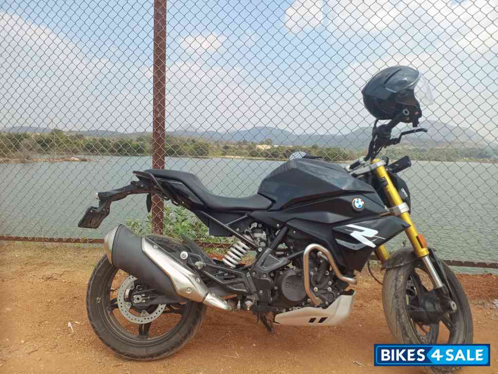 BMW G 310 R