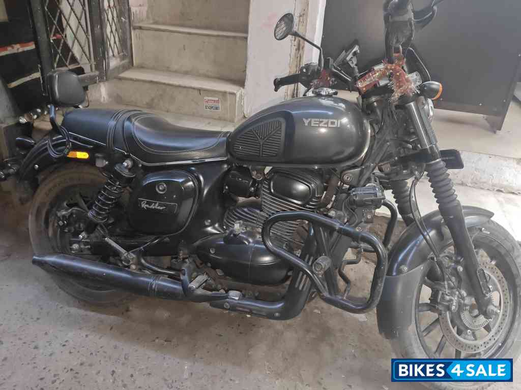 Smoke Grey Yezdi Roadster Dark