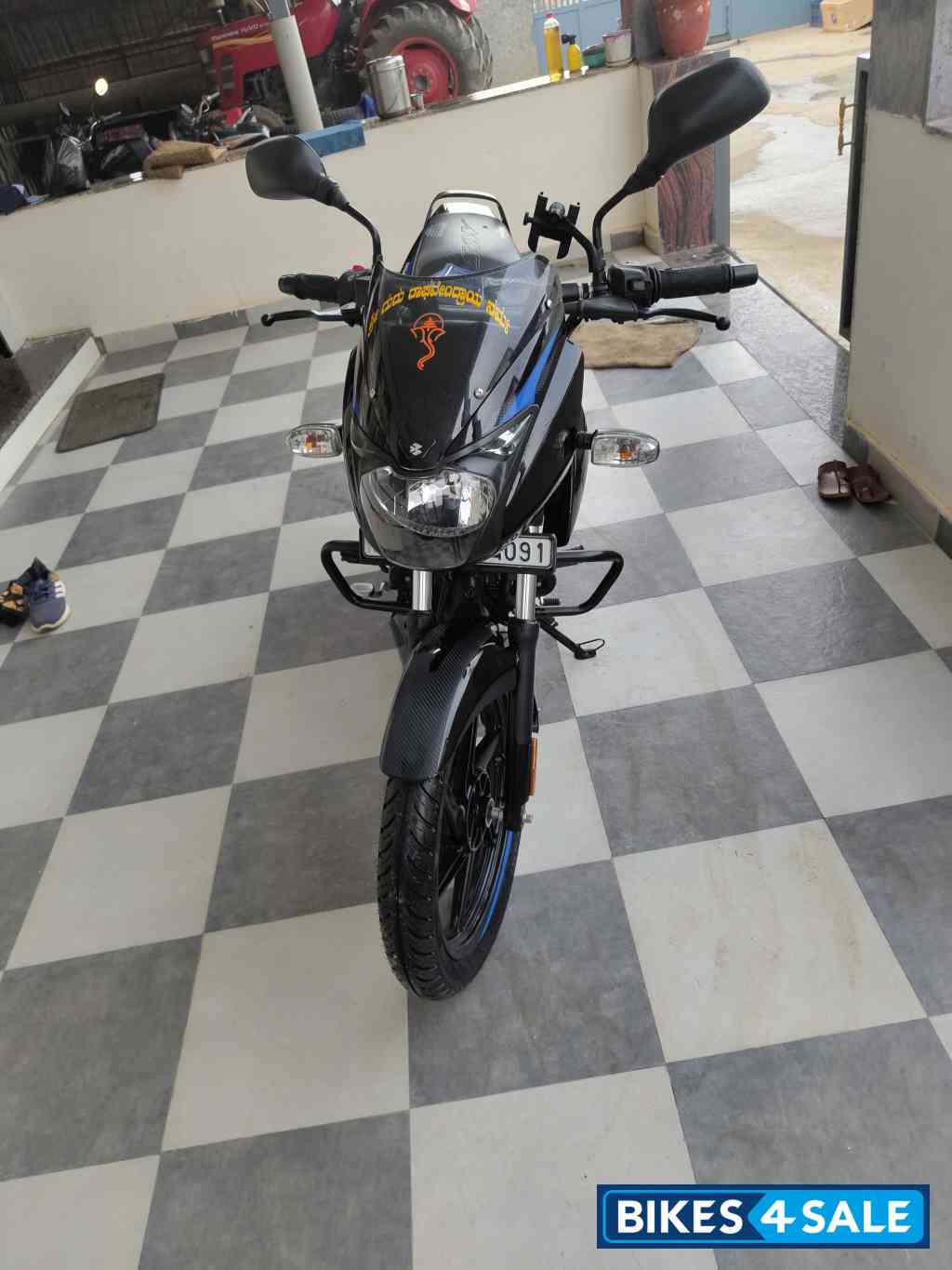 Black And Blue Bajaj Pulsar P150 Single Disc Single Seat