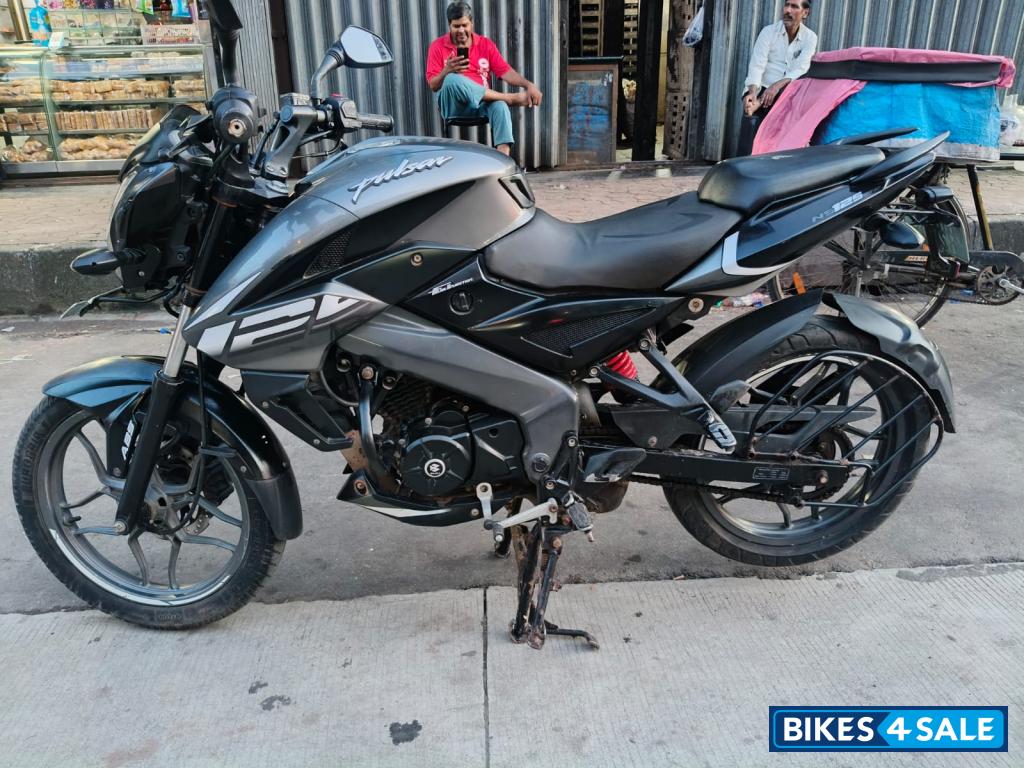 Bajaj Pulsar NS125 2022