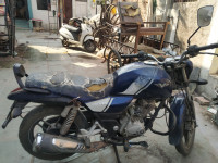 Bajaj V15