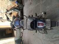 Bajaj V15