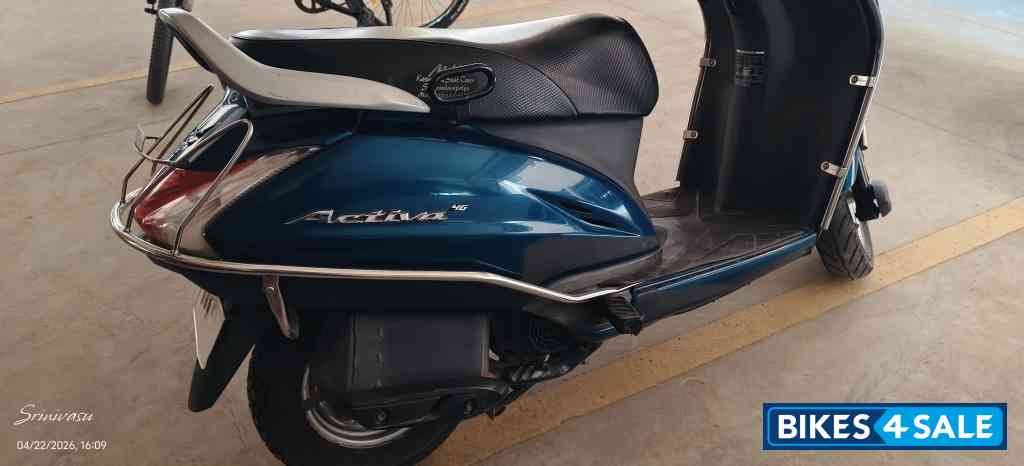 Blue Honda Activa