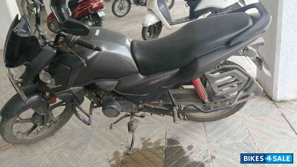 Gray Honda SP 125 BSVI Gray Honda SP 125 BSVI