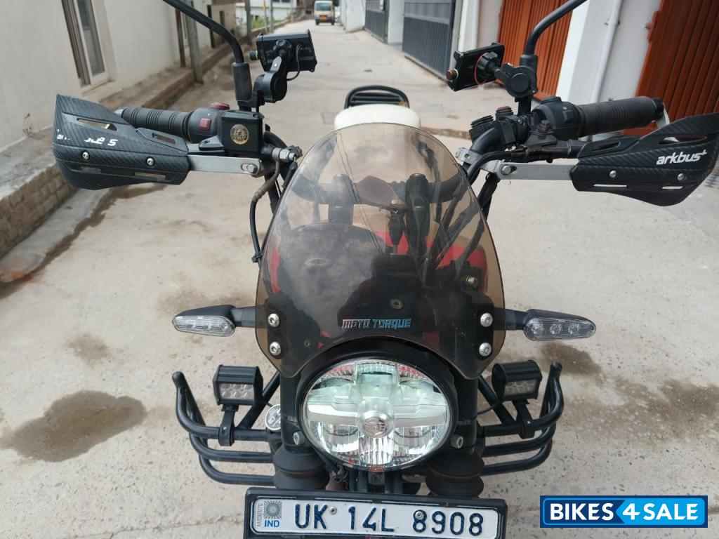 Gold Royal Enfield Guerrilla 450