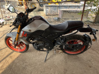 Mat Light Gray Metal Yamaha MT-15 BS6