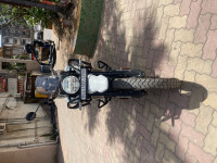 Kamet White Royal Enfield Himalayan 450