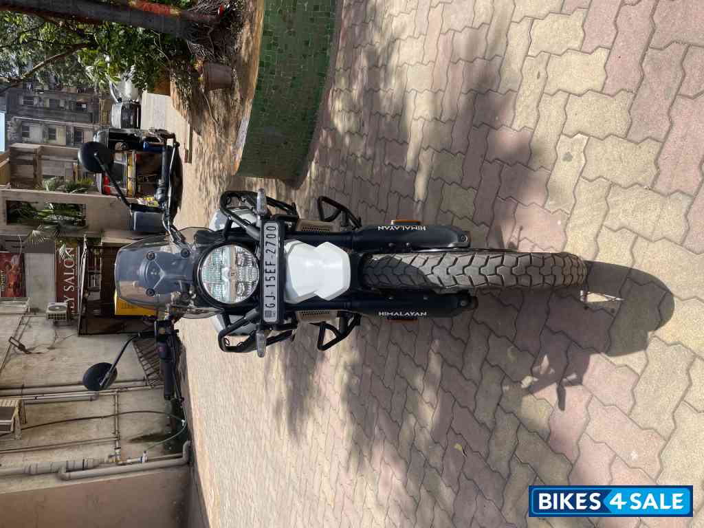 Kamet White Royal Enfield Himalayan 450