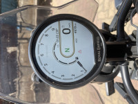 Kamet White Royal Enfield Himalayan 450