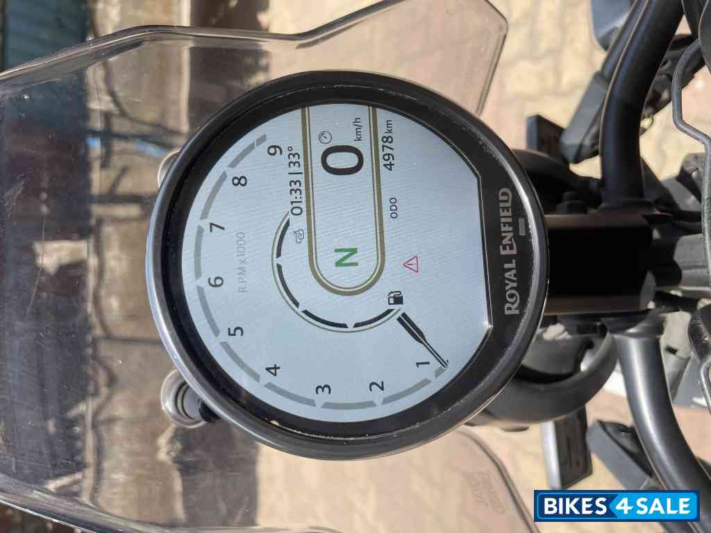 Kamet White Royal Enfield Himalayan 450