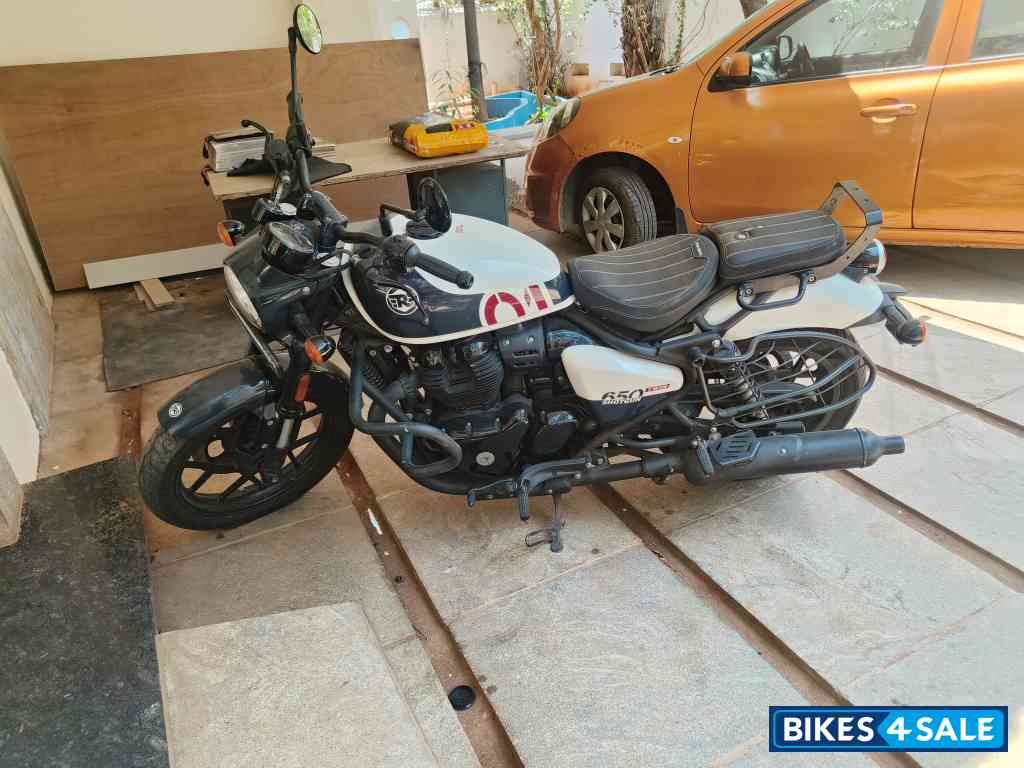 Royal Enfield Shotgun 650