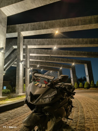 Black Yamaha YZF R15 S V3.0