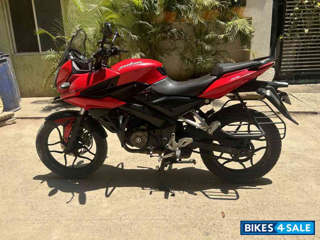 Red Bajaj Pulsar AS 150