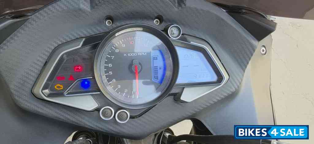 Bajaj Pulsar RS 200 BS6